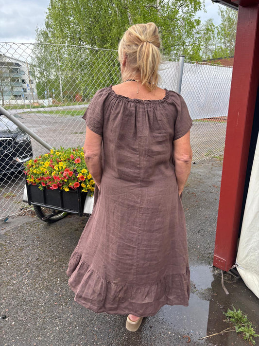 Pellavamekko  frillahelma ruskea