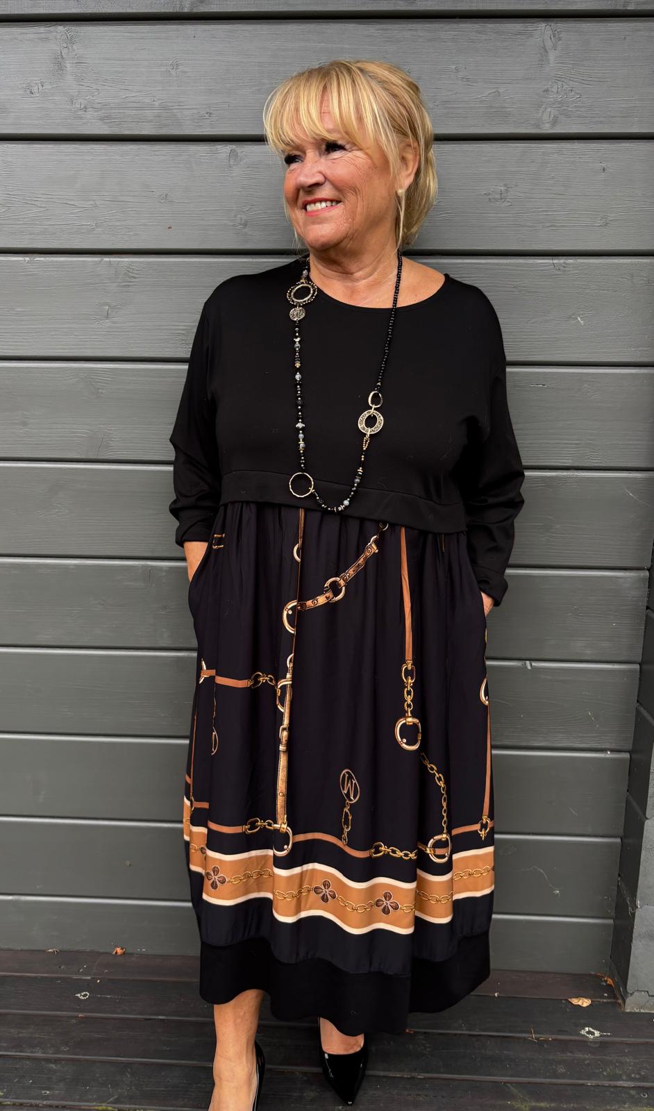 Plussize mekko ketjukuvio