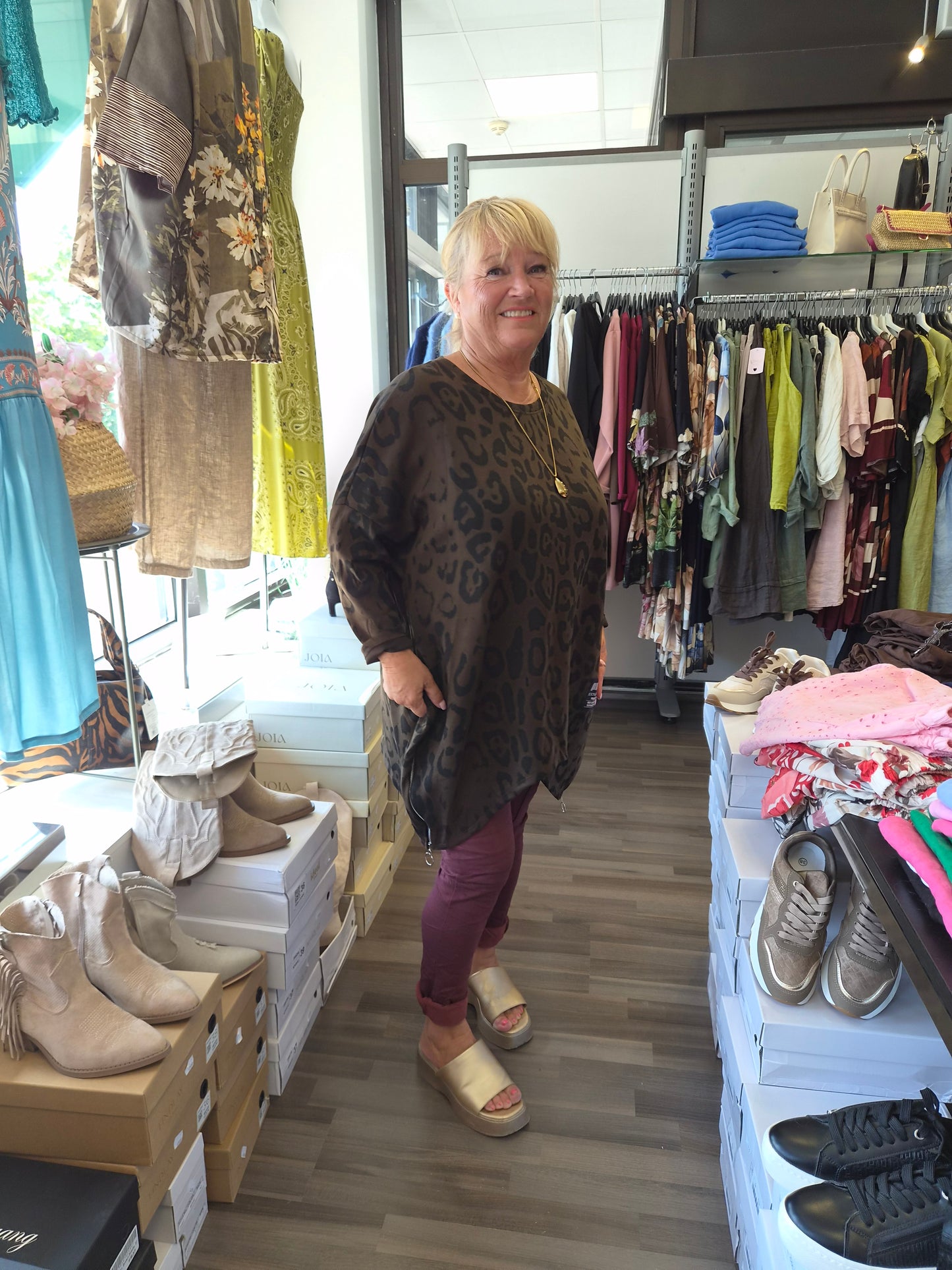 Plussize tunika ruskea