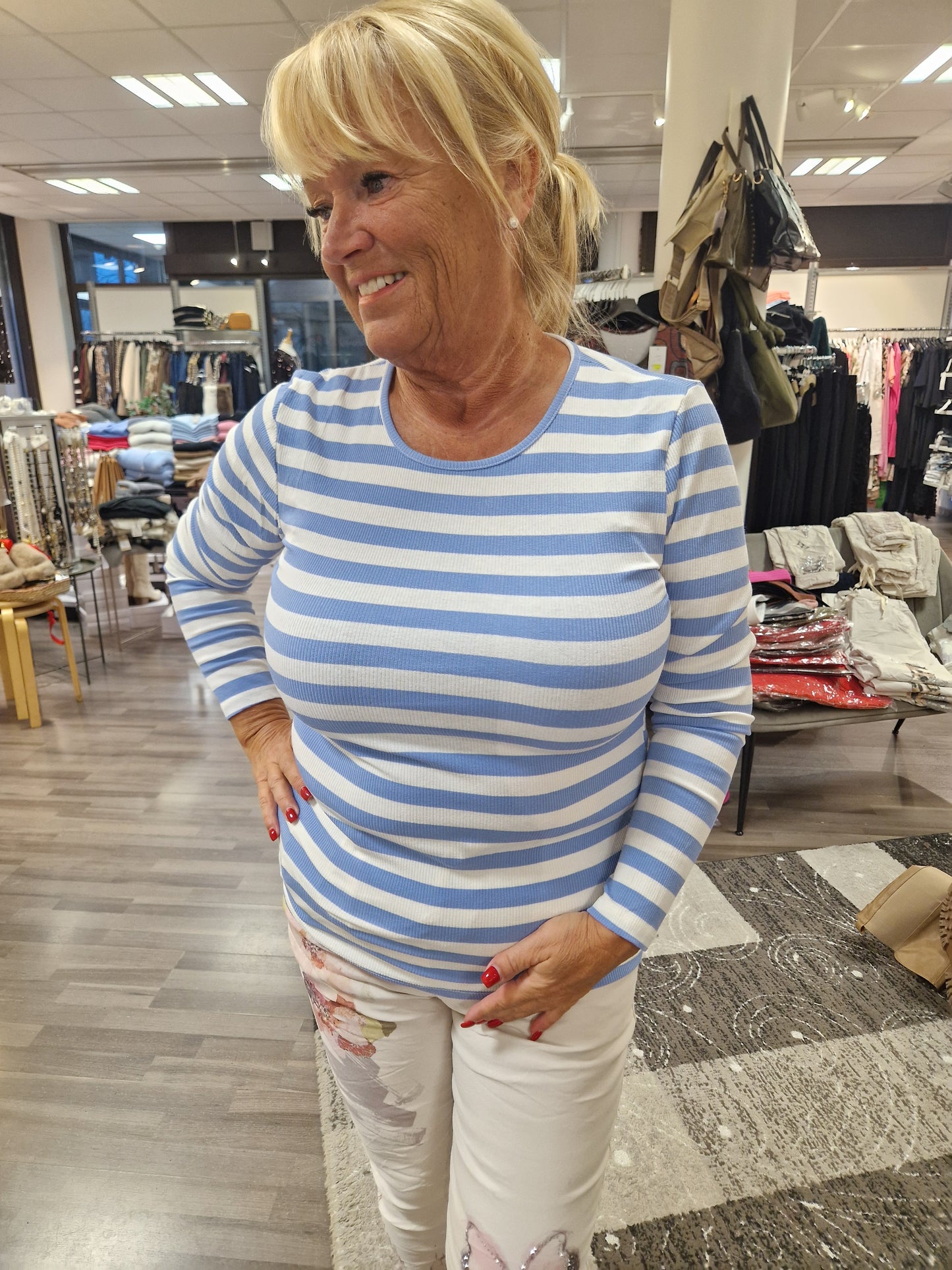 Trikoopusero siniraita