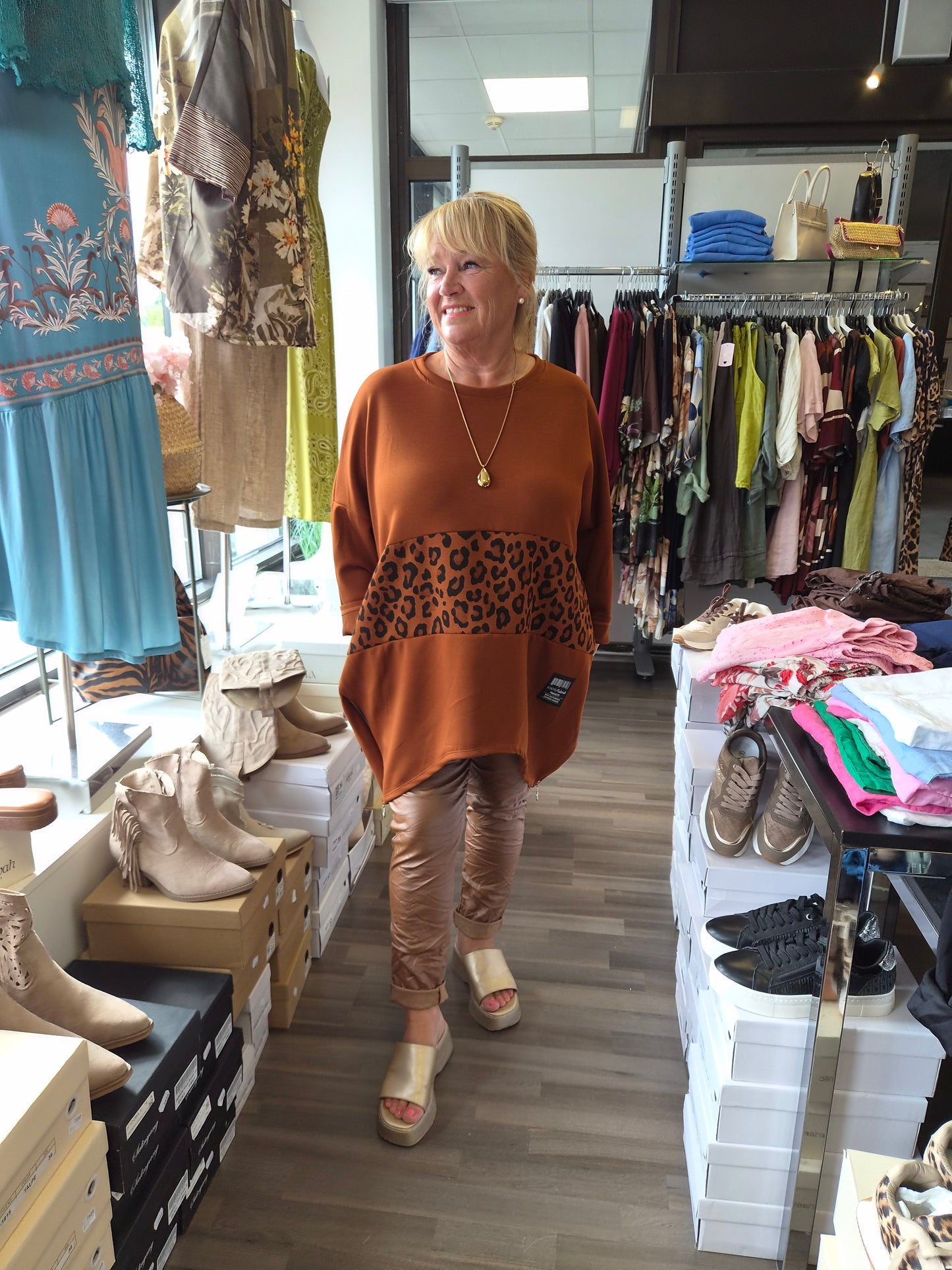 Plussize tunika leo raita ruoste