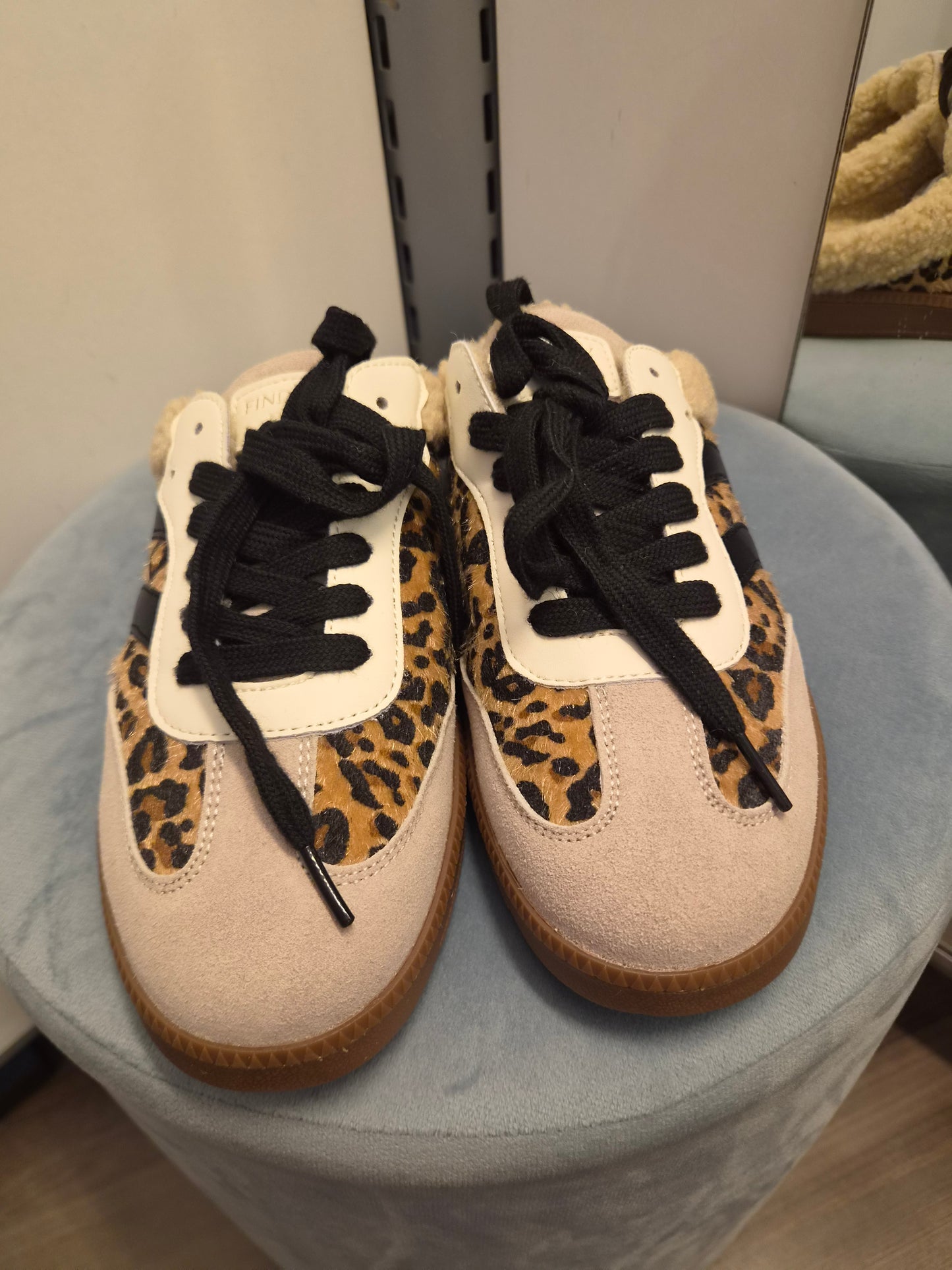 Karvapistokkaat Leopard