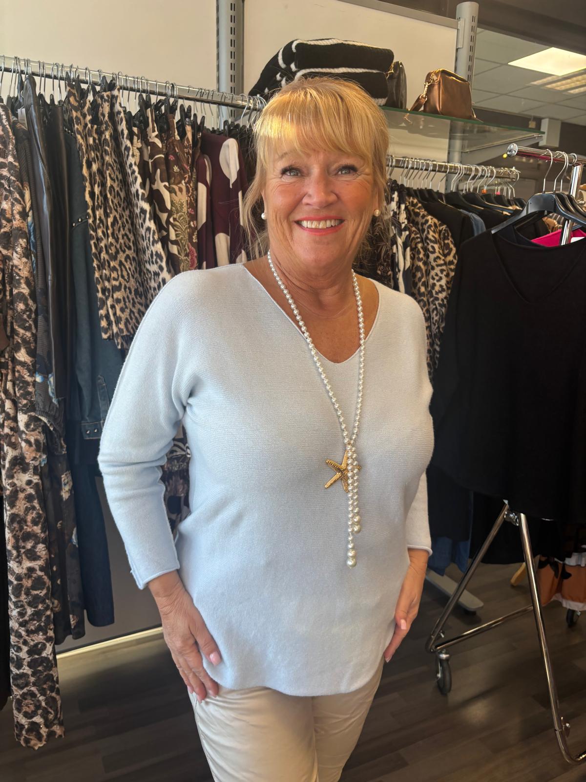 Neulepusero baby blue