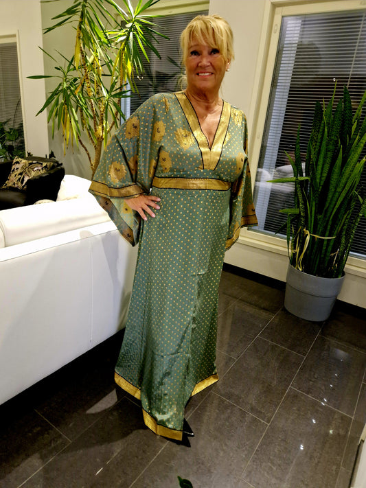 Kaftaanityyppinen maksimekko Ayla