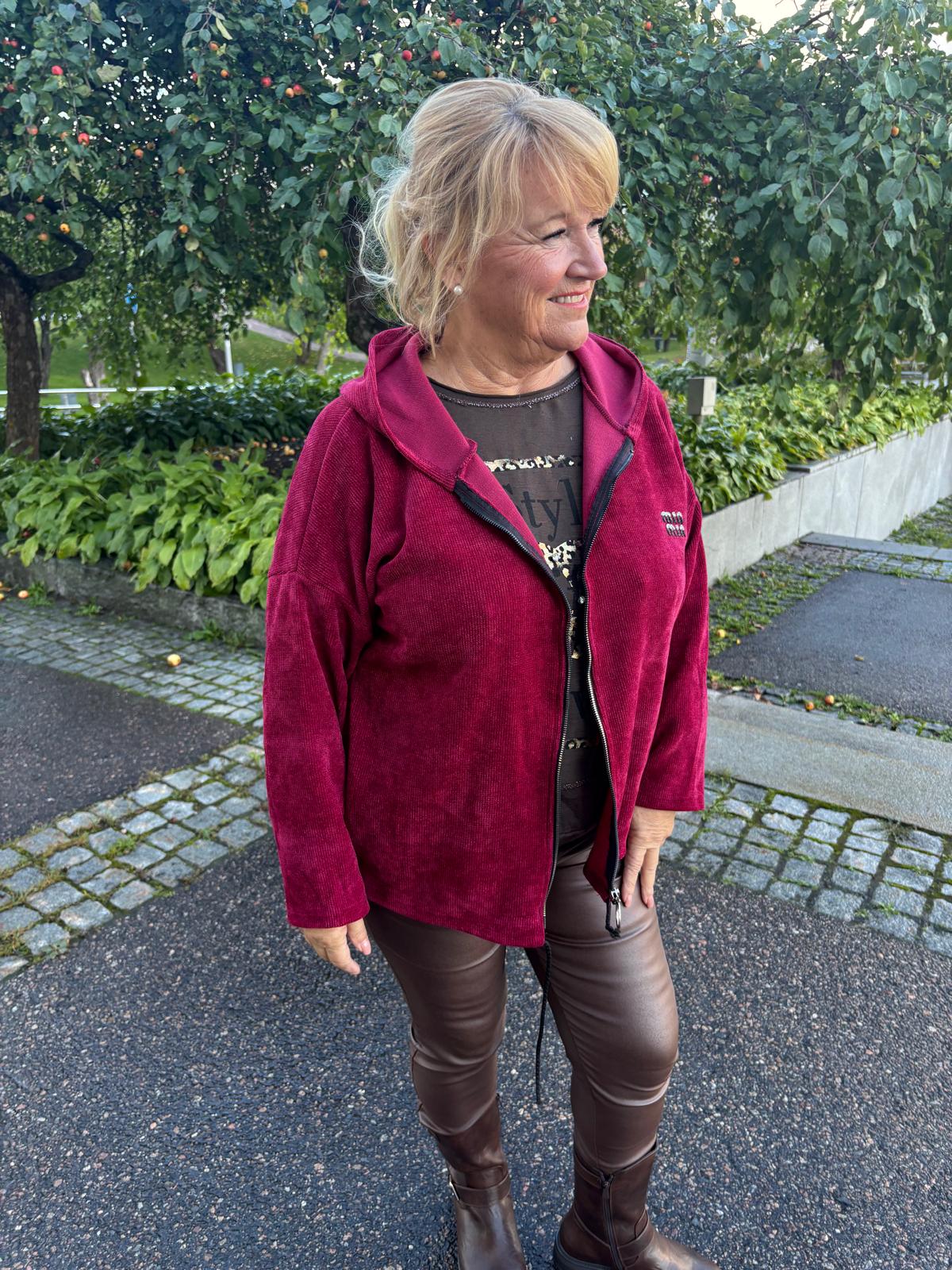 Velour huppari (6 väriä)