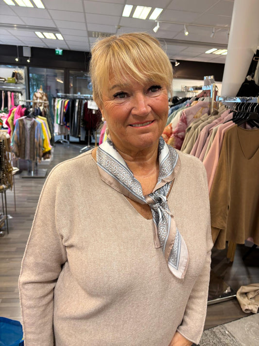 Pikkuhuivi  cappuccino