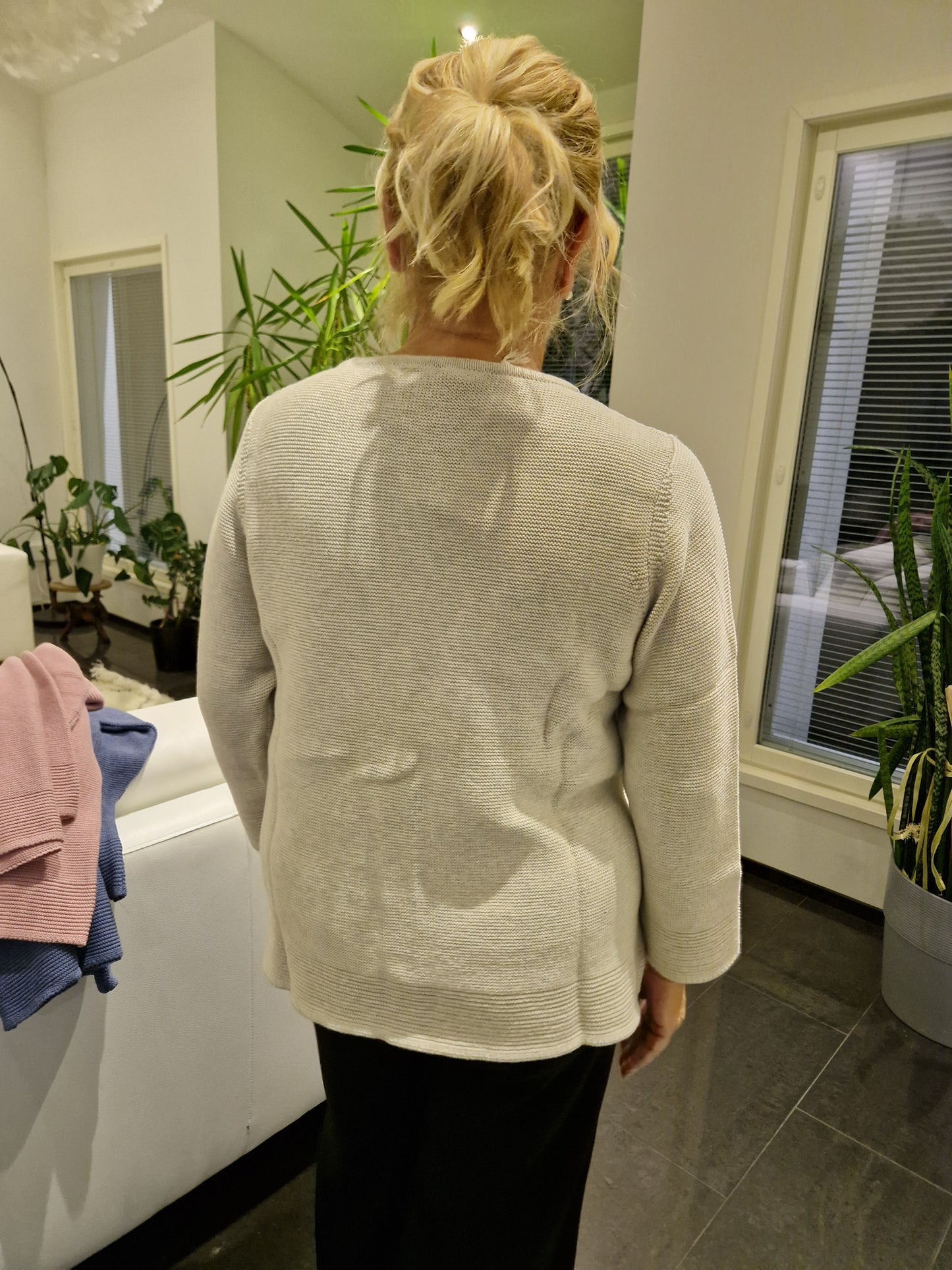 Puuvillaneule  beige