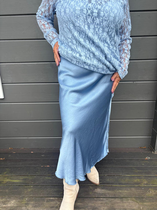 Satiinihame vaaleansininen