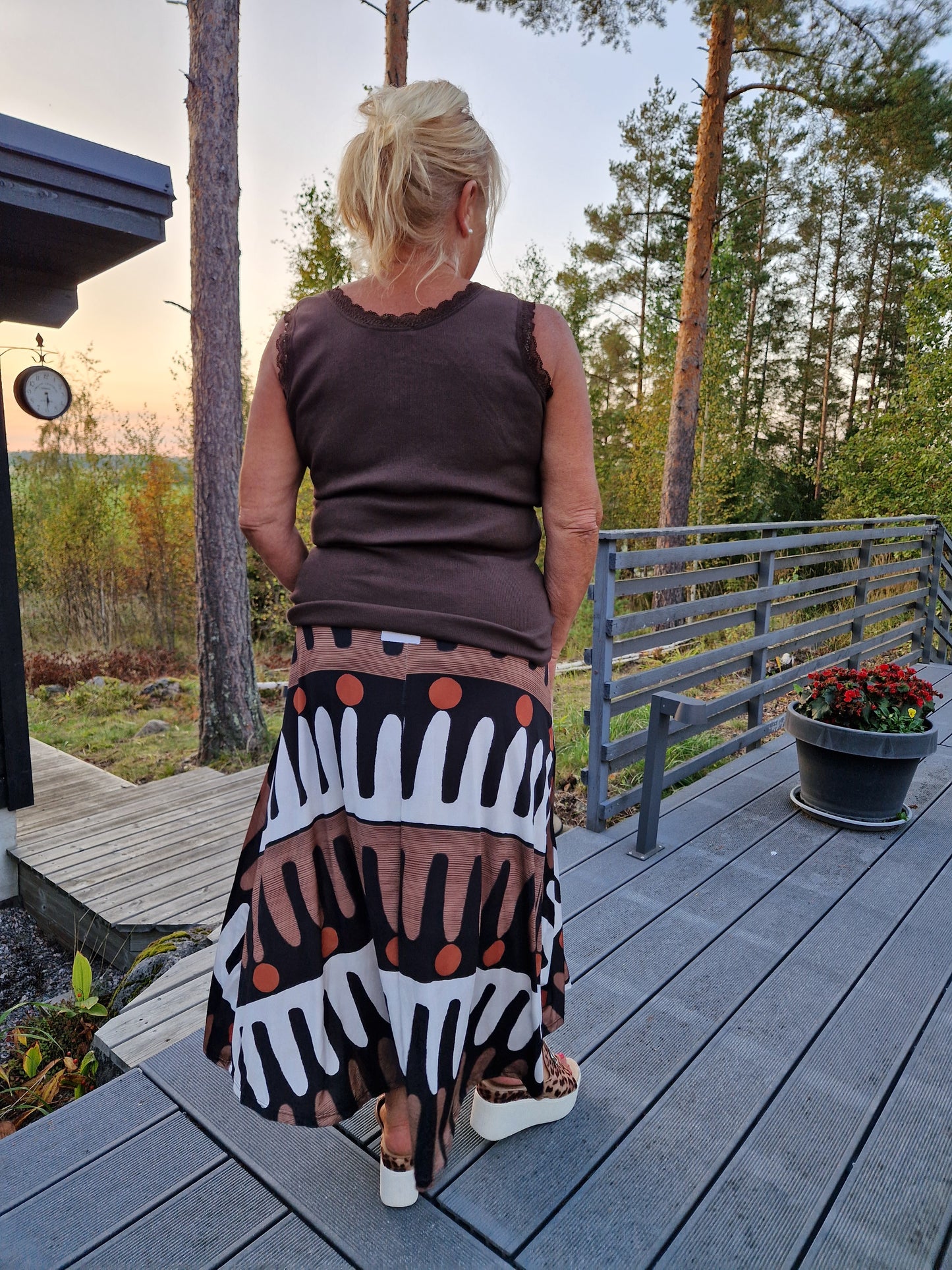 Puolihame oranssi kuvio