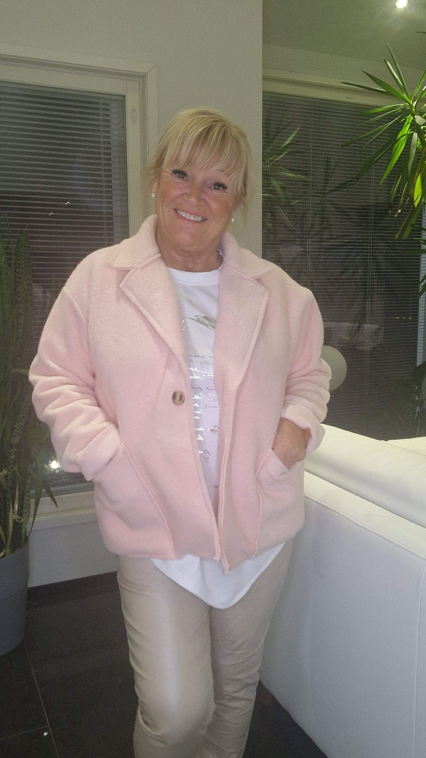 Kevätjakku vaalea roosa