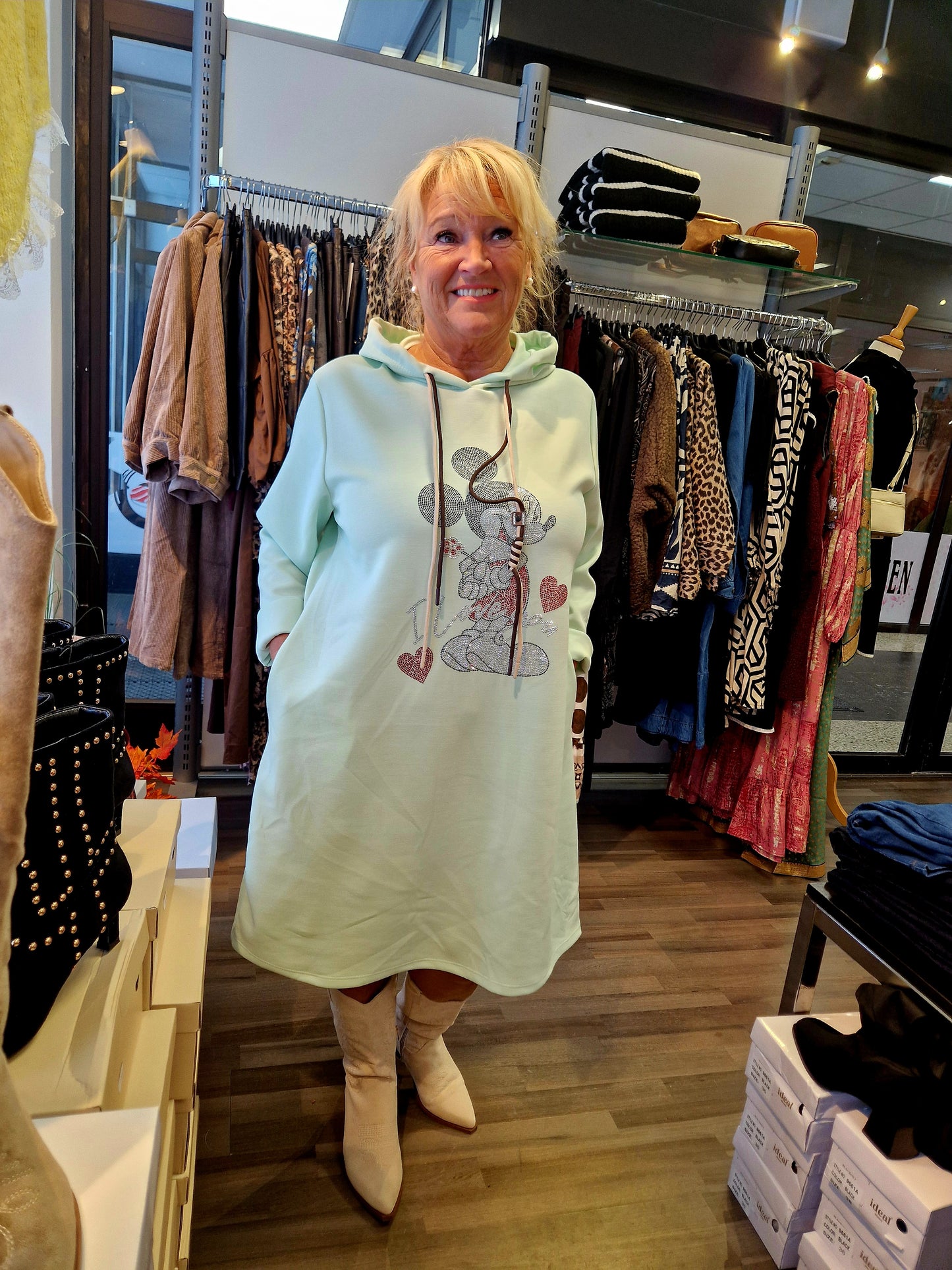 Mikki hupparimekko vaalea vihreä