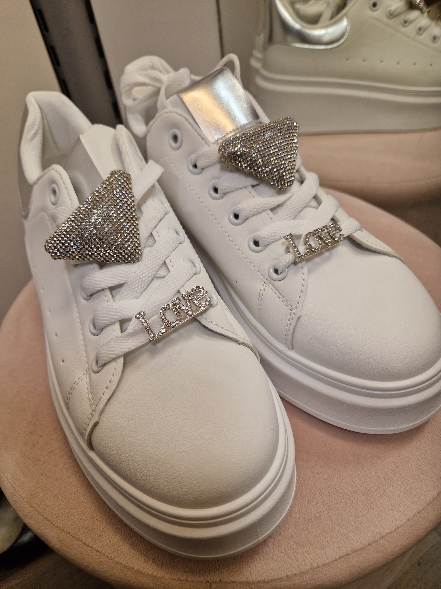 Platform tennarit valkoinen/hopeasomisteilla