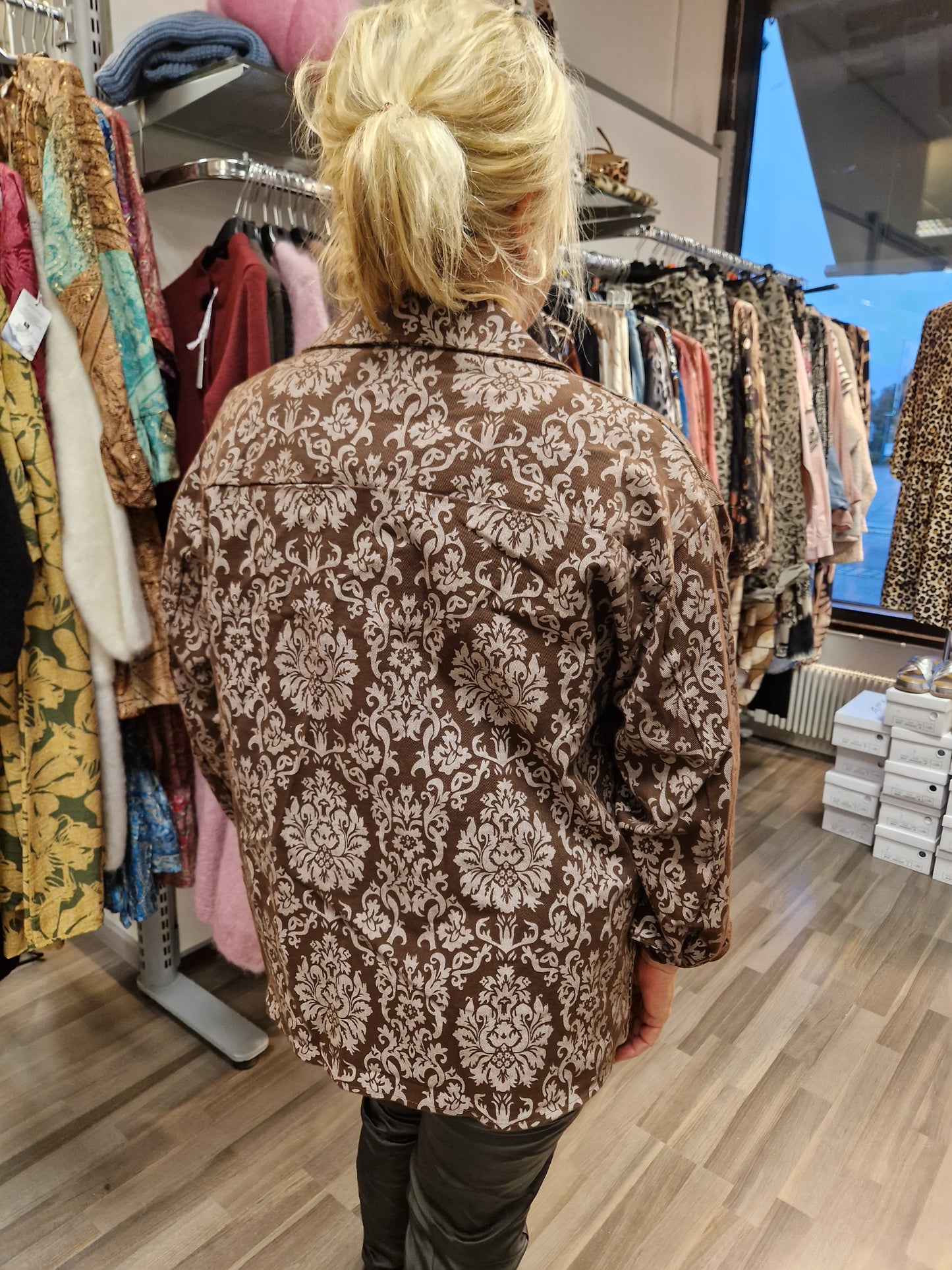 Puuvillajakku ruskea