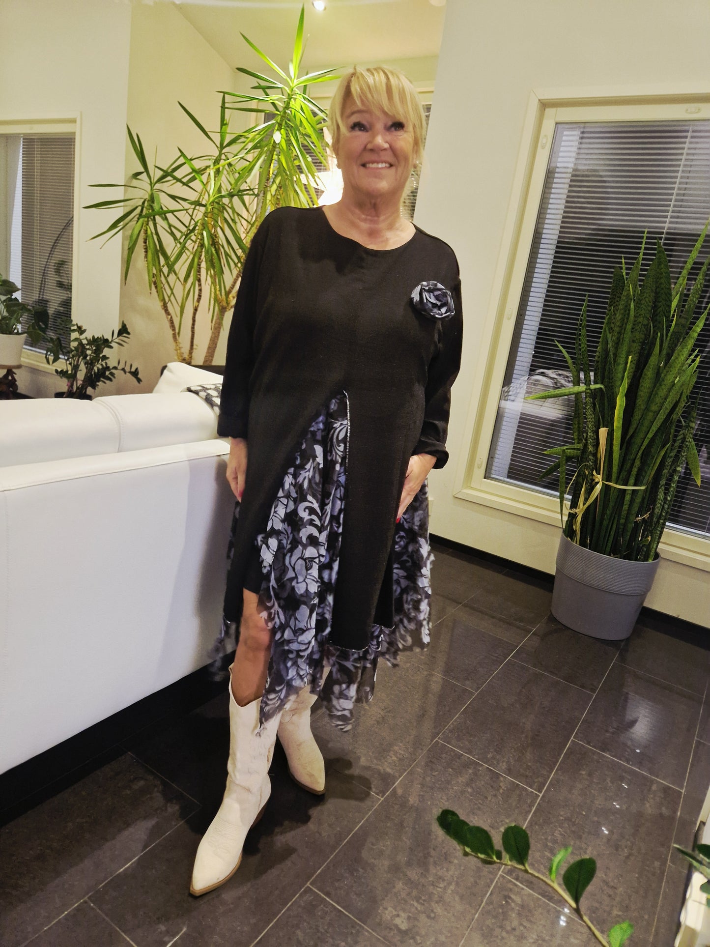 PLUSSIZE tyllihelmamekko  harmaa