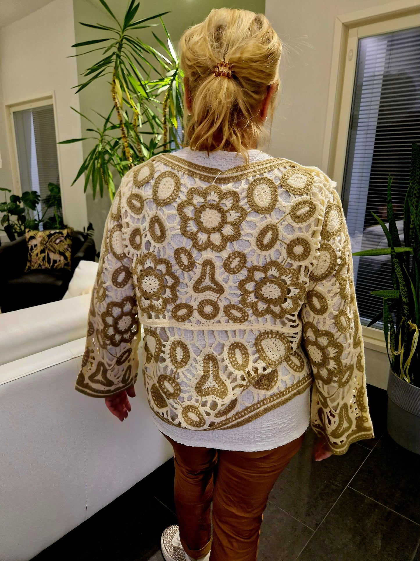 Pitsineuletakki  beessi