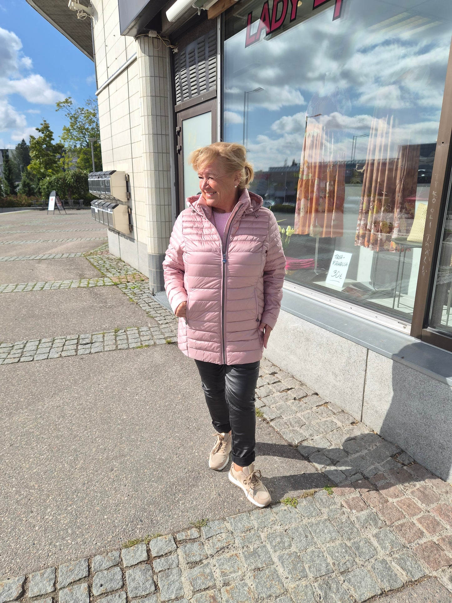Kevyt untuvatakki  old rose ja taupe