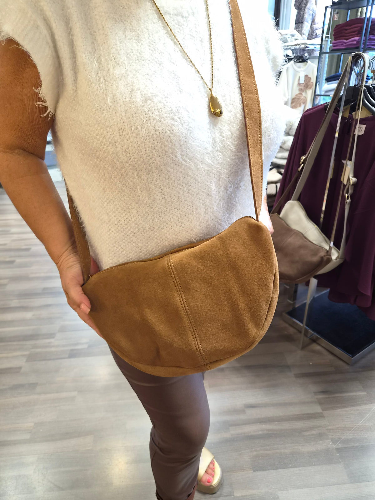 Mokkanahka crossbody