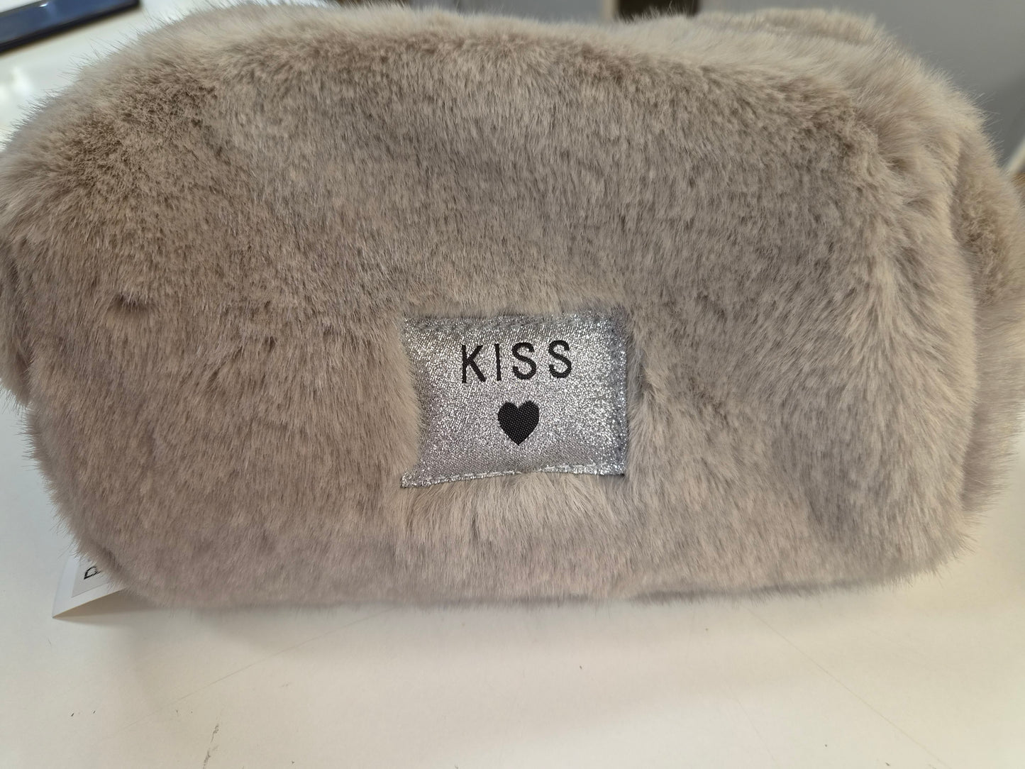 Keinokarvapussukka
