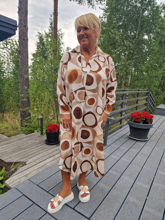 Graafinen kuvio mekko beige