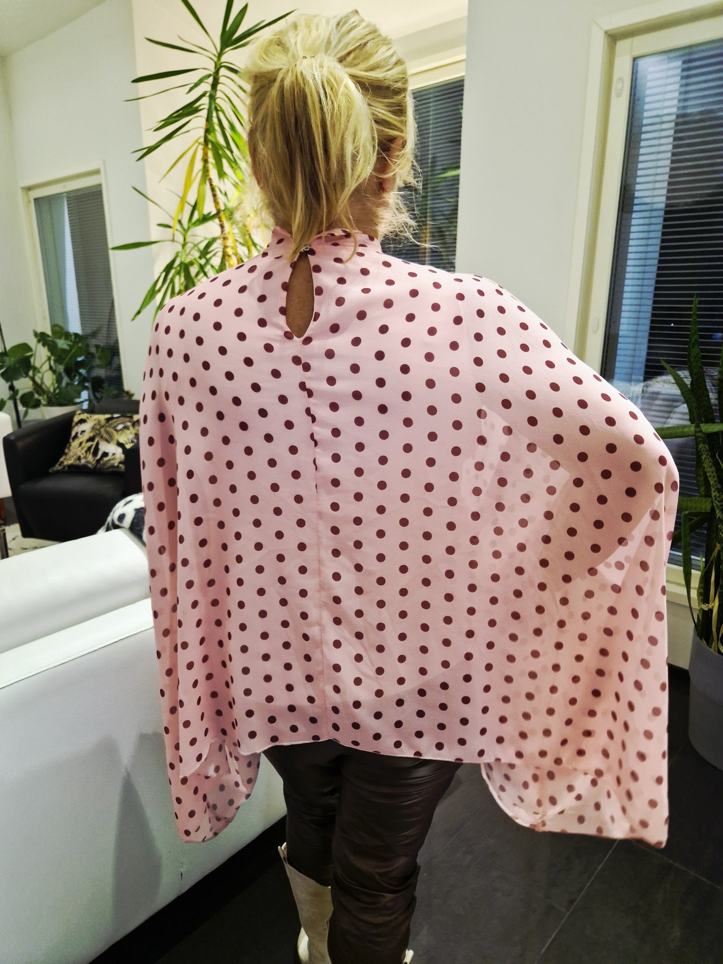 Pilkkupusero ponchotyyliin roosa