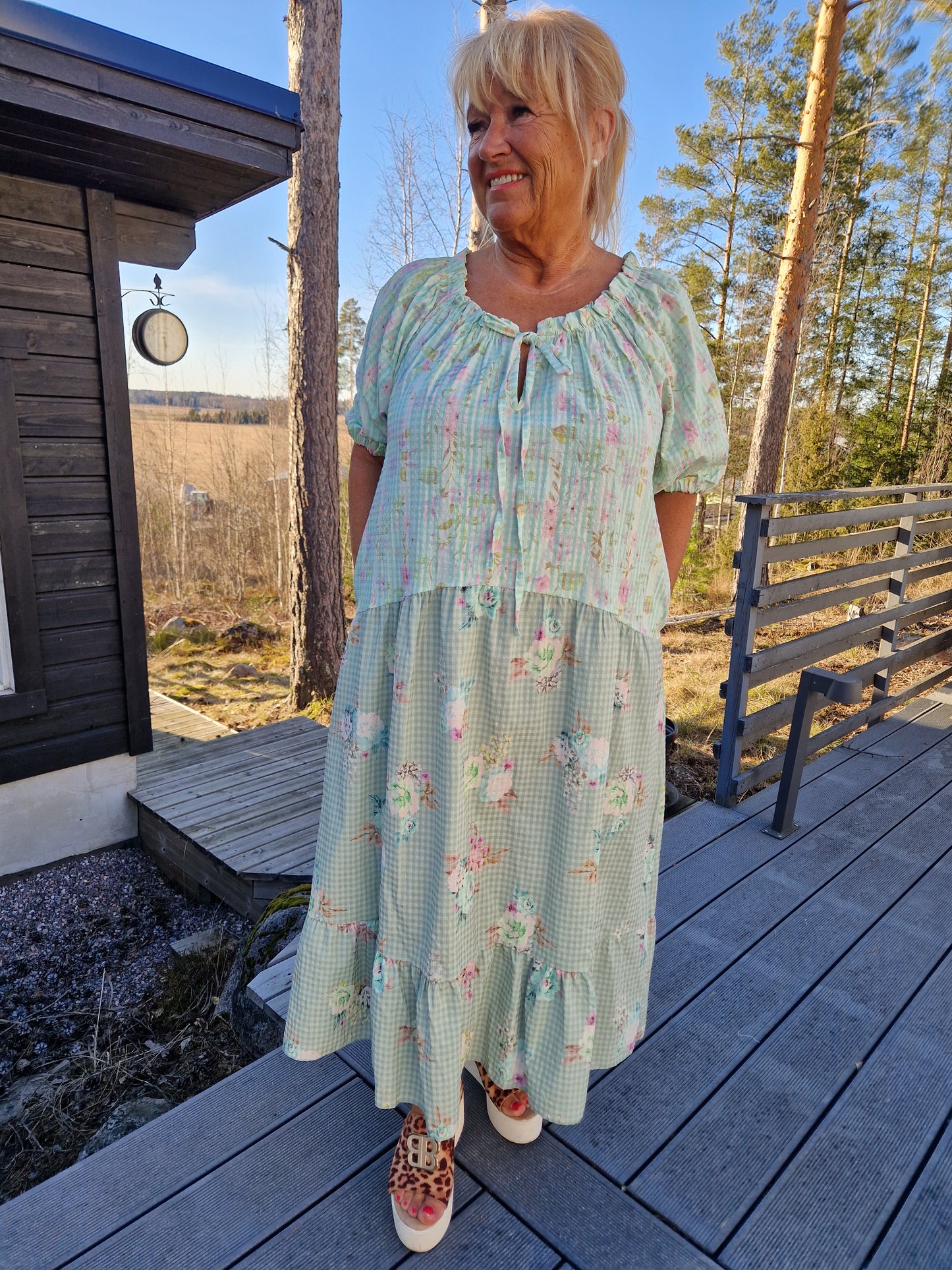 Söpö puuvillamekko  vihreä
