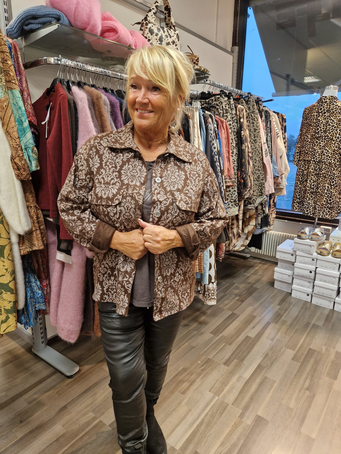 Puuvillajakku ruskea