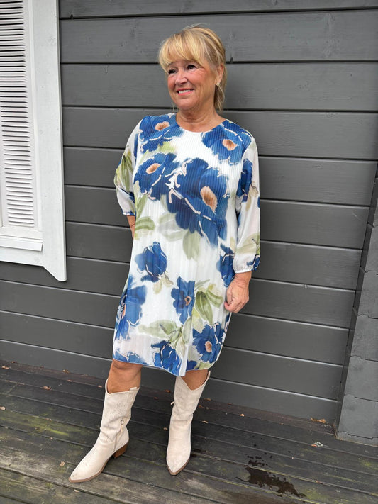 Pliseemekko  sininen