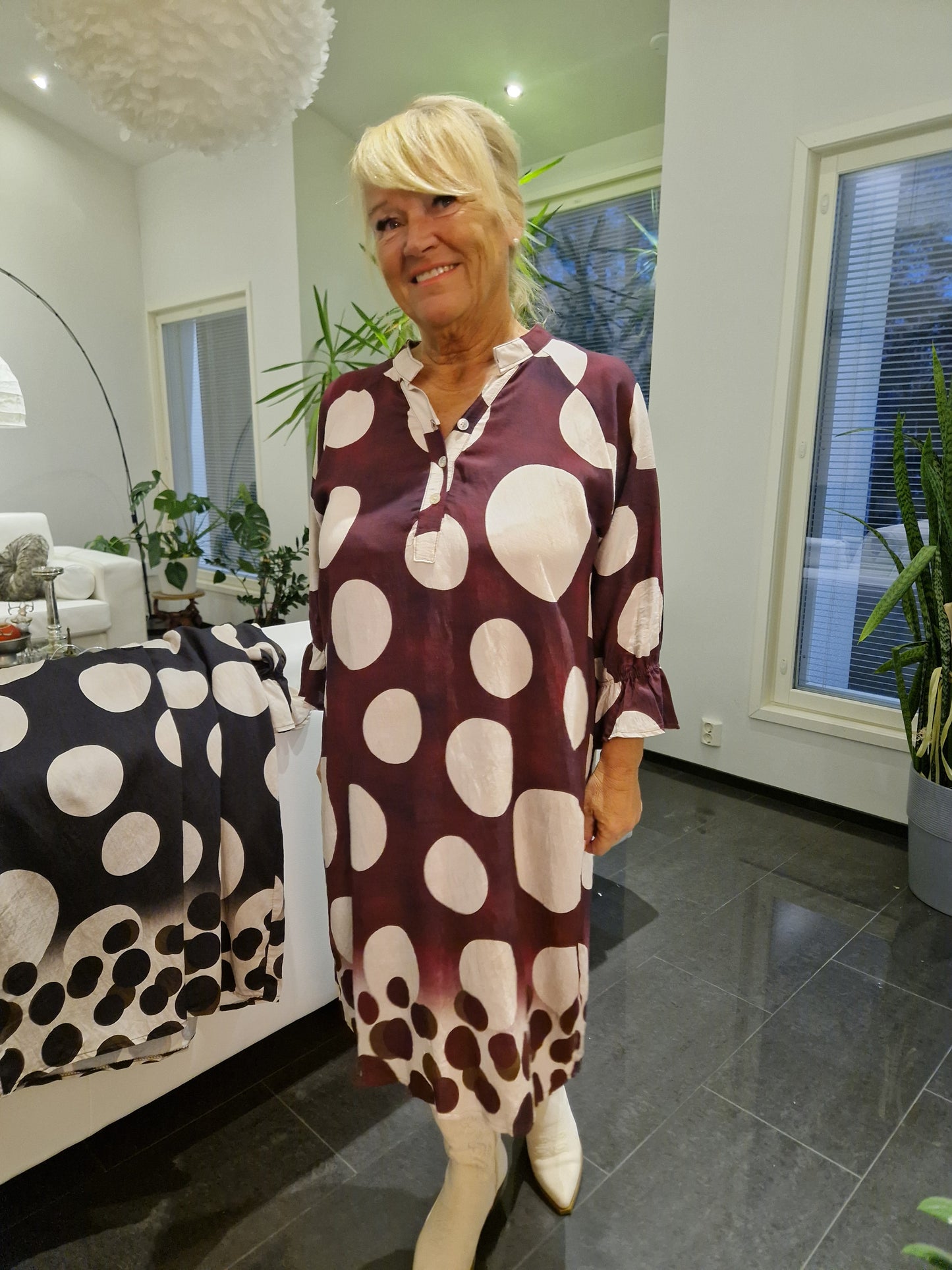 Pallomekko  viininpunainen