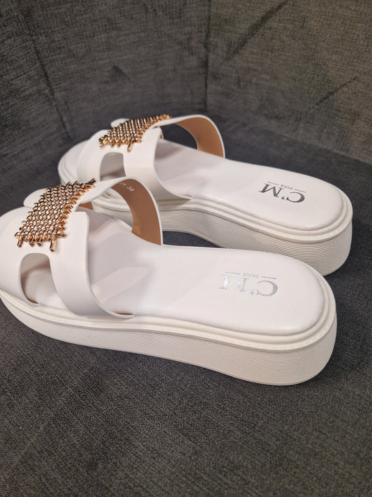 Superpehmeät sandaalit valkoinen