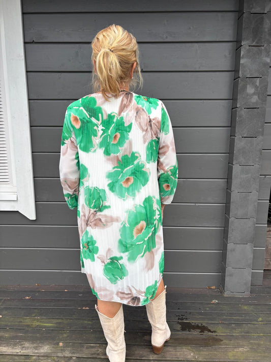 Pliseemekko  vihreä