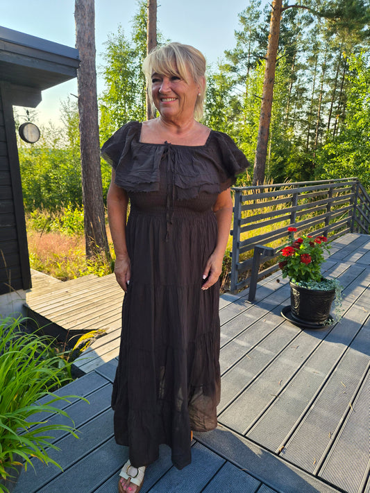 Puuvillamekko röyhelökaulus  tumma ruskea