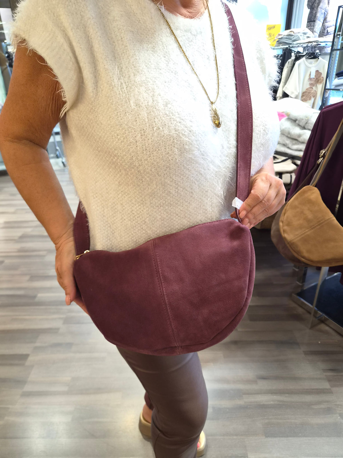 Mokkanahka crossbody
