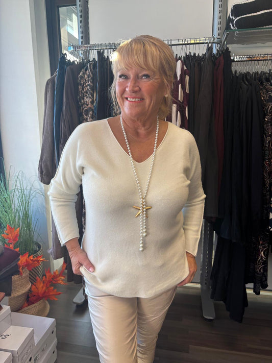 Neulepusero luonnonvalkoinen