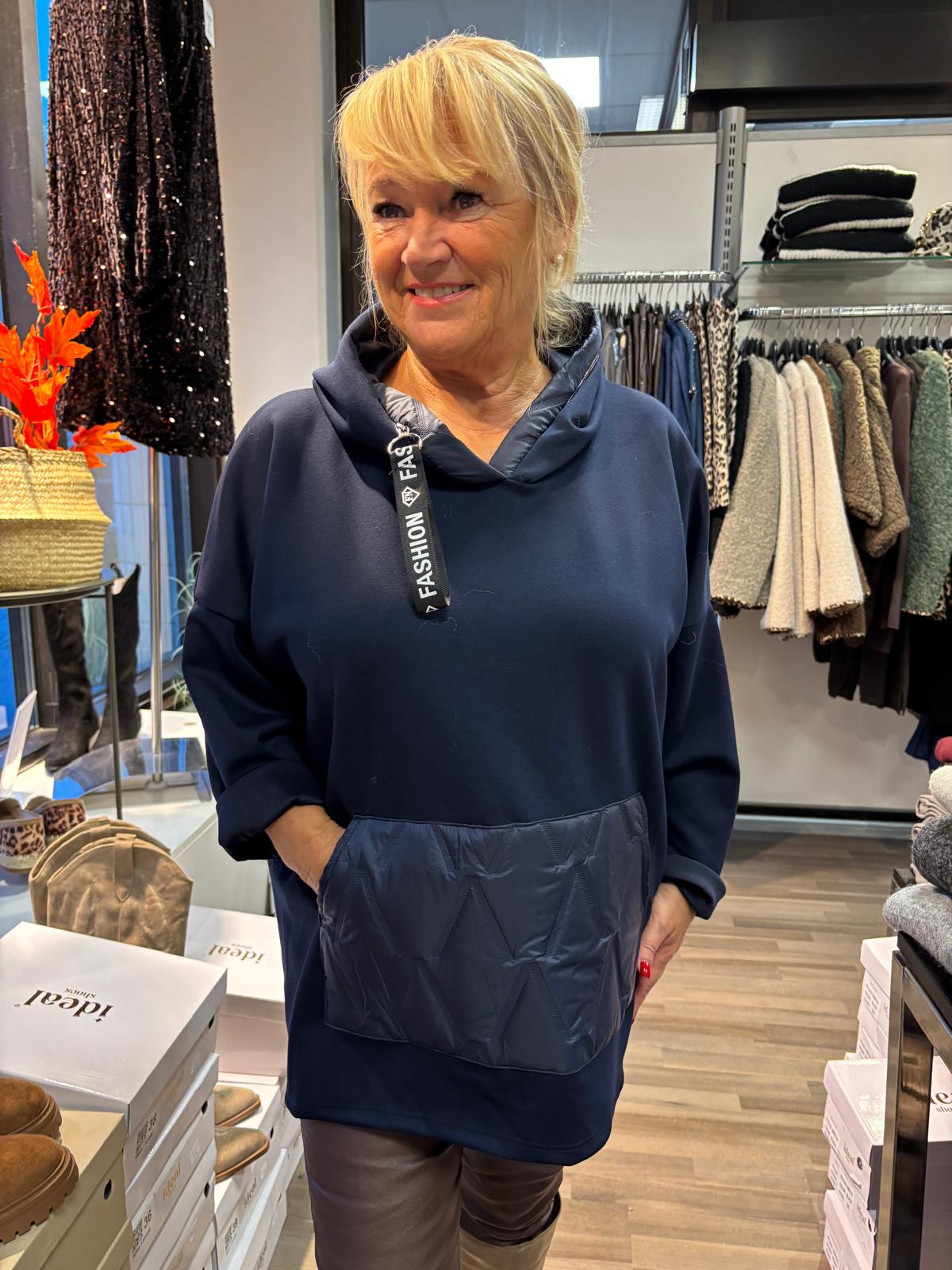 Reilumman kokoinen huppari navy