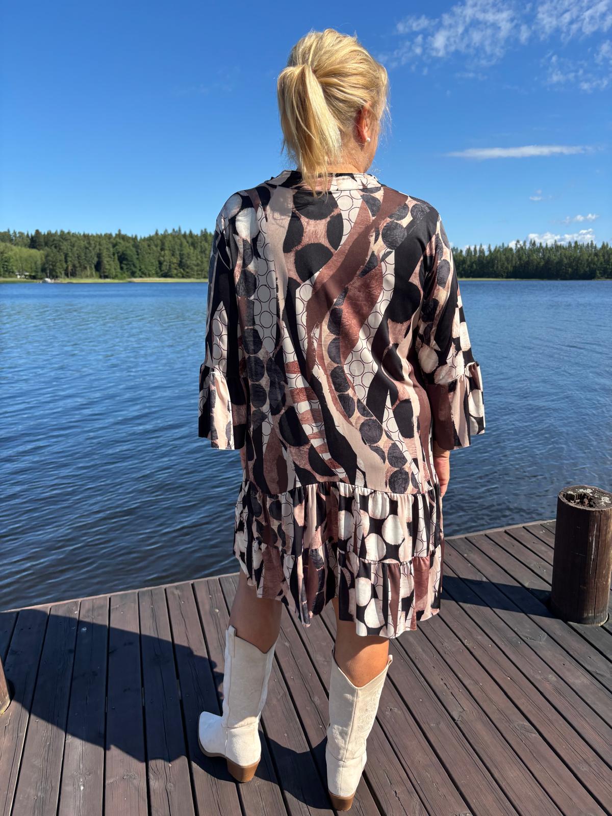Tunikamekko  (4 väriä)