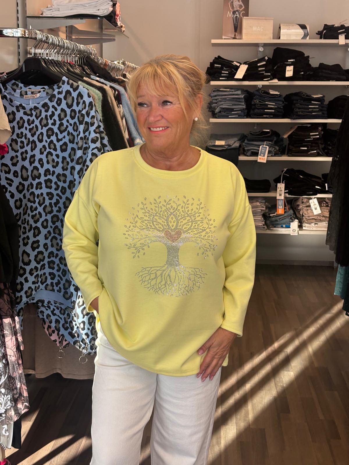 Kevyt college pusero keltainen