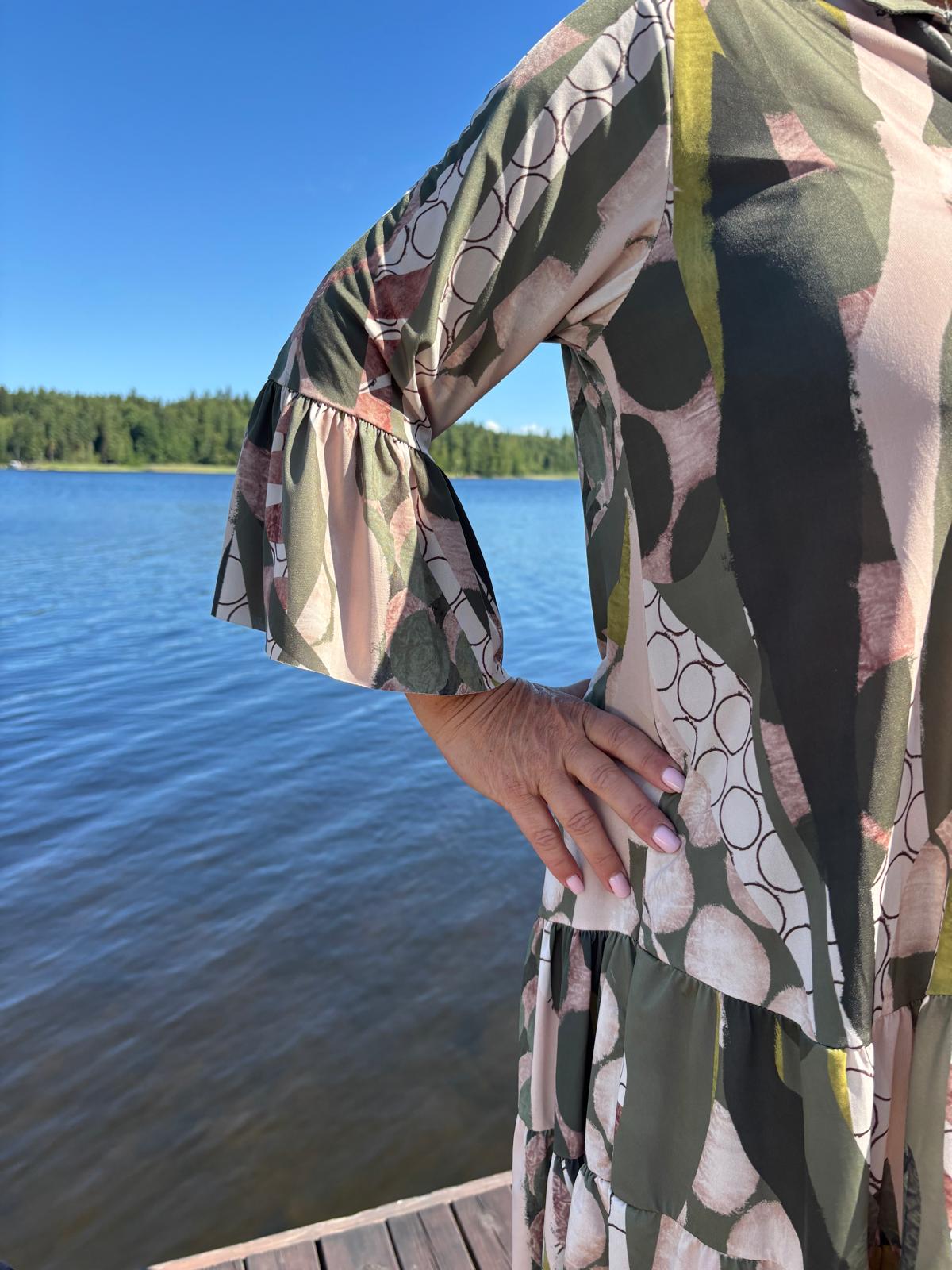 Tunikamekko  (4 väriä)