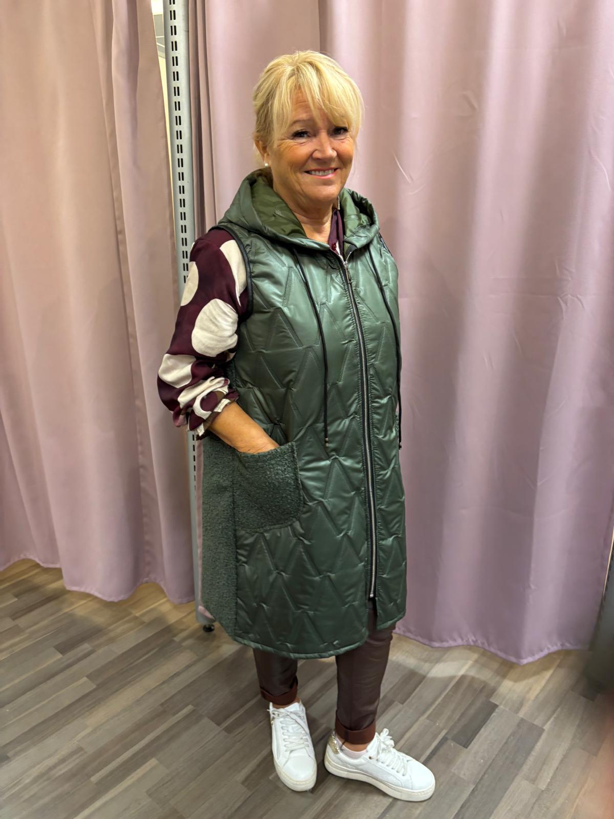 Kevyt tikkiliivi  vihreä