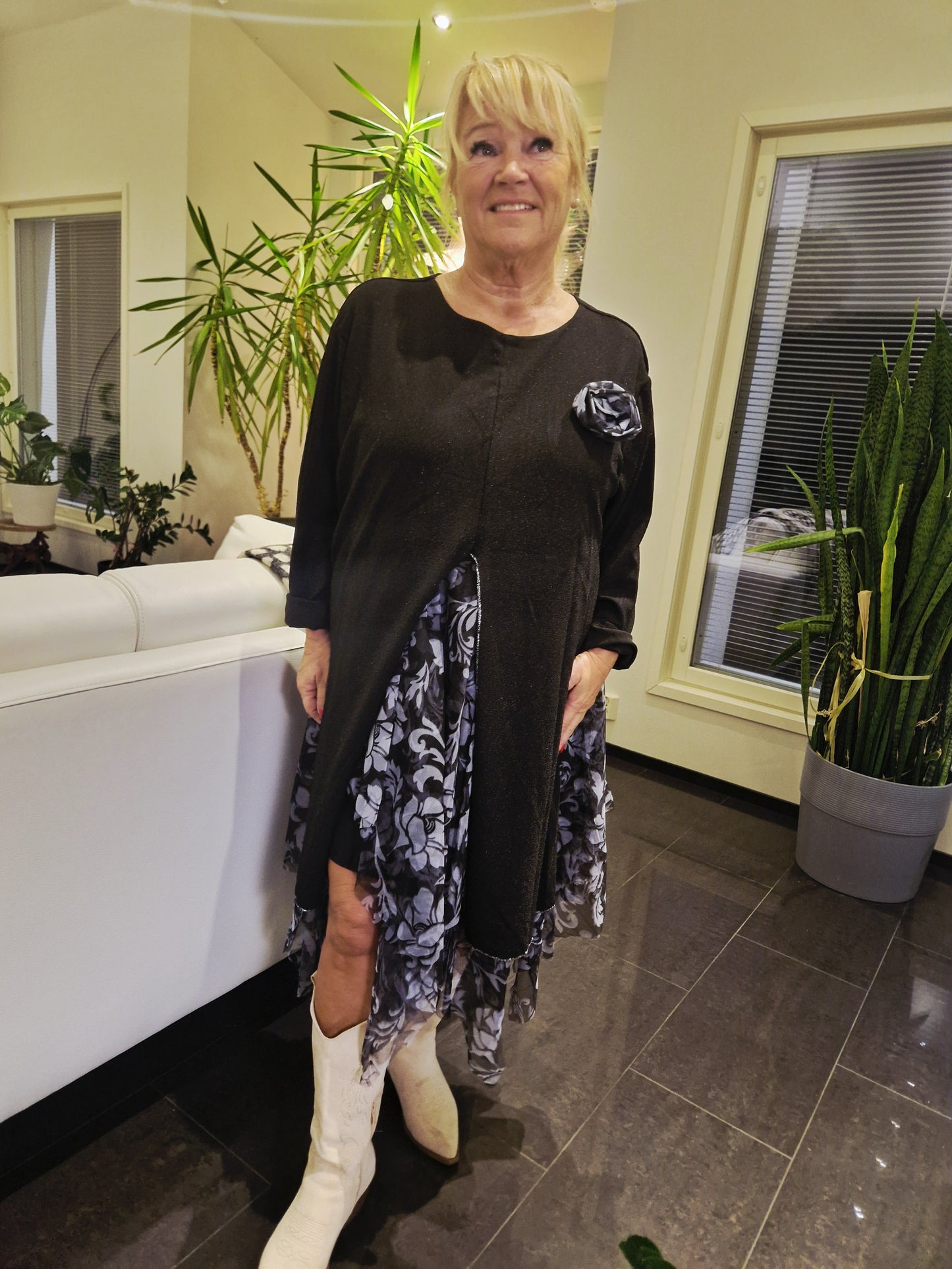 PLUSSIZE tyllihelmamekko  harmaa