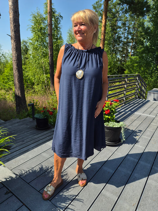 TARJOUSERÄ 30€   navy blue