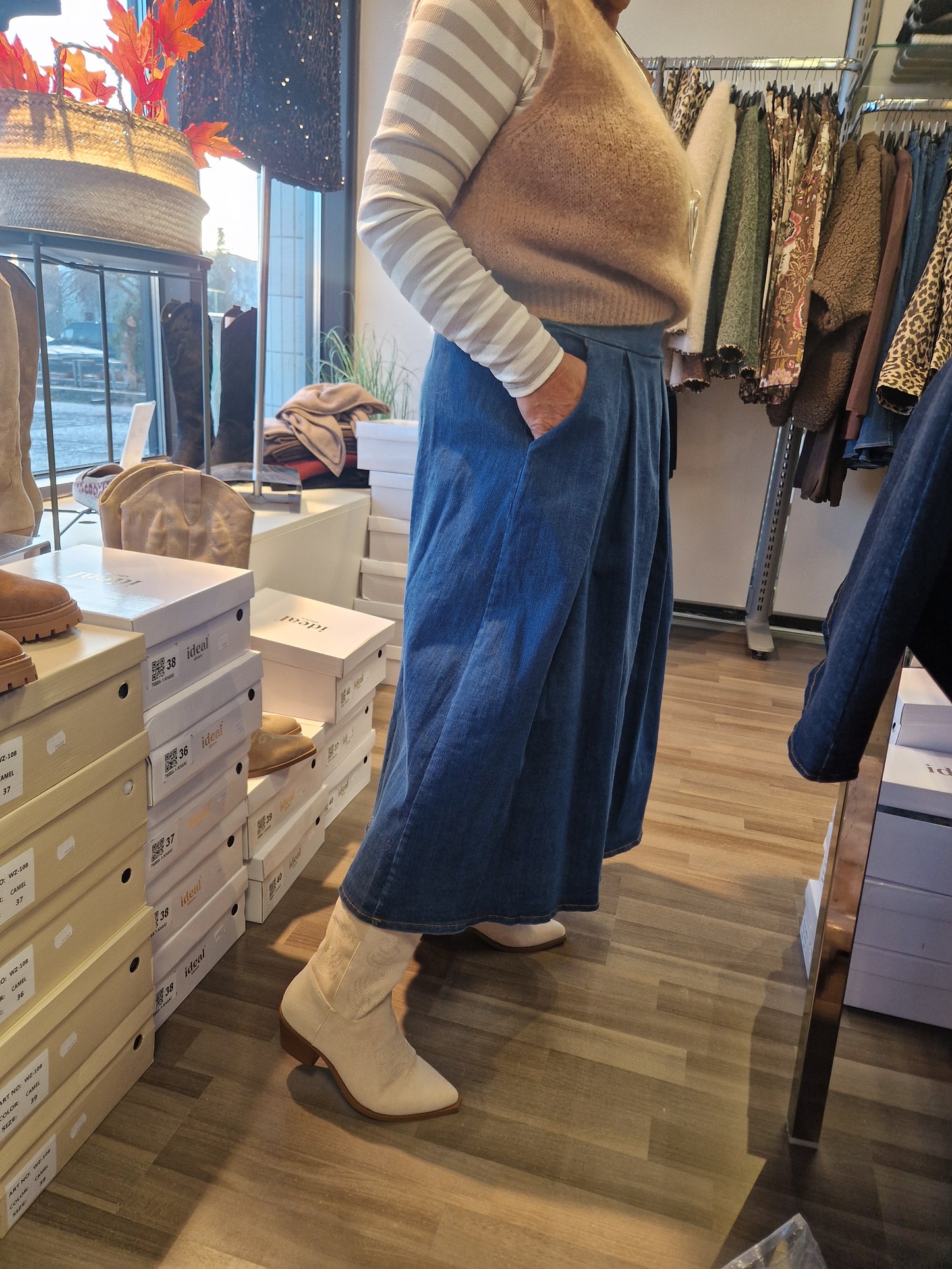 Farkkuhame  keskisininen