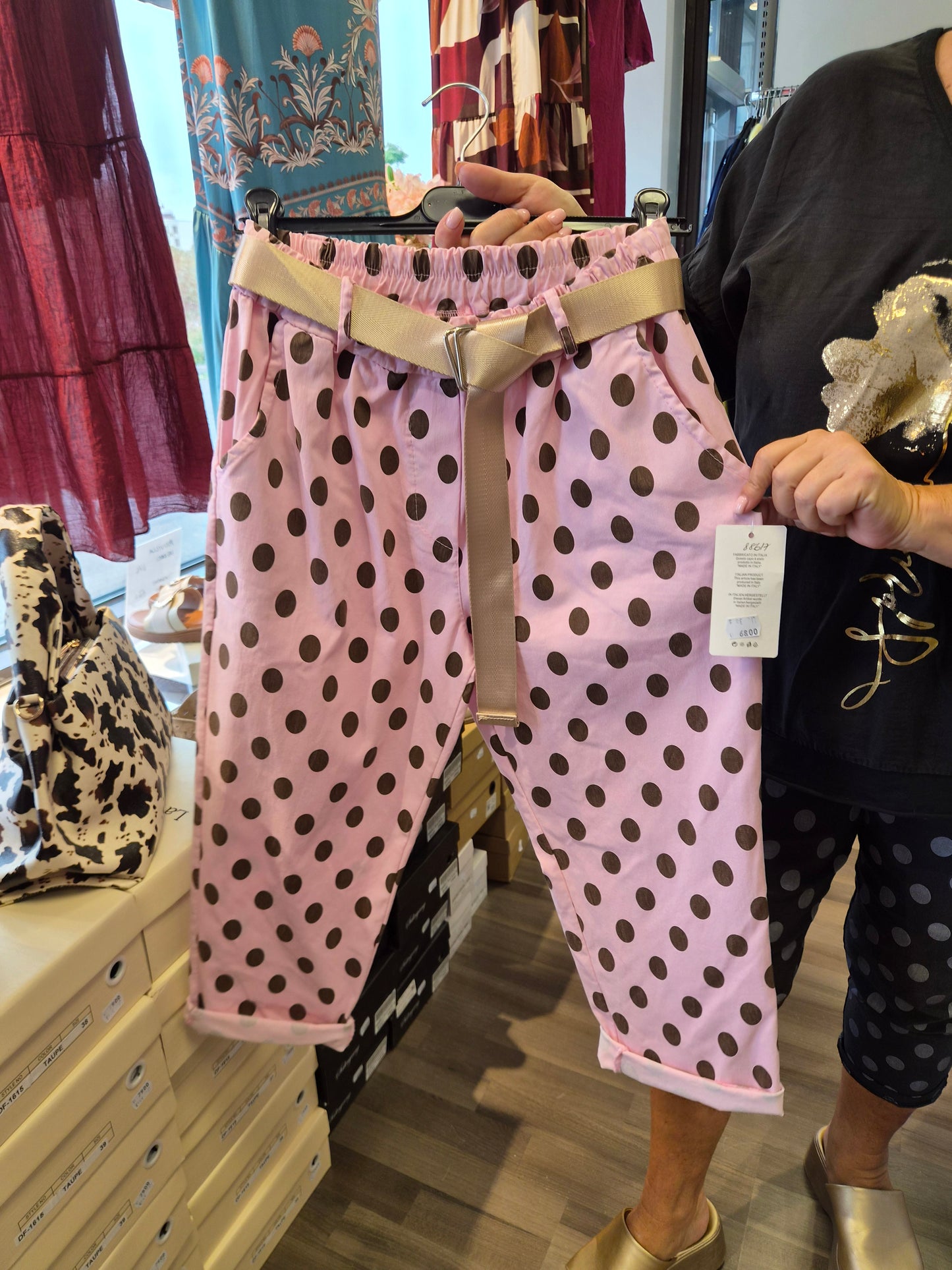 Pallollinen capri pinkki