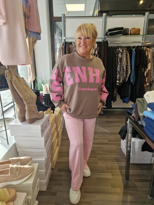 Collegepusero Copenhagen ruskea