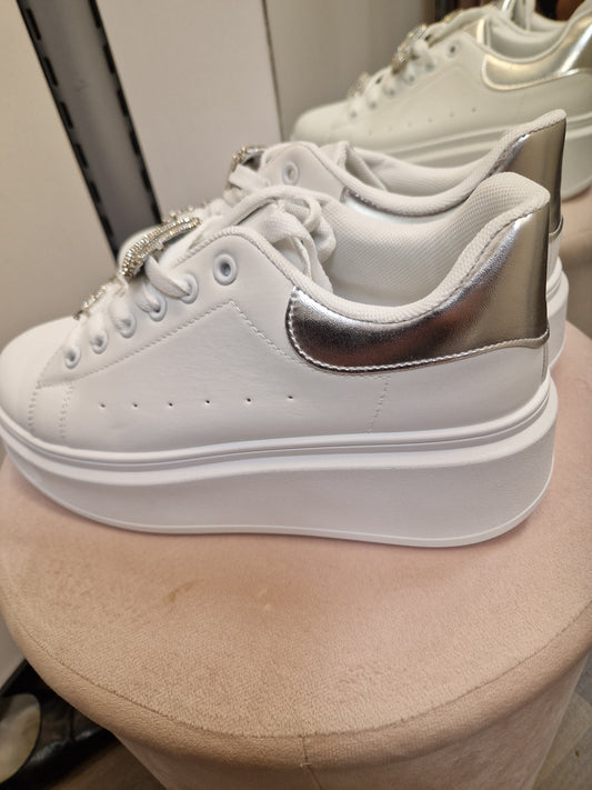 Platform tennarit valkoinen/hopeasomisteilla