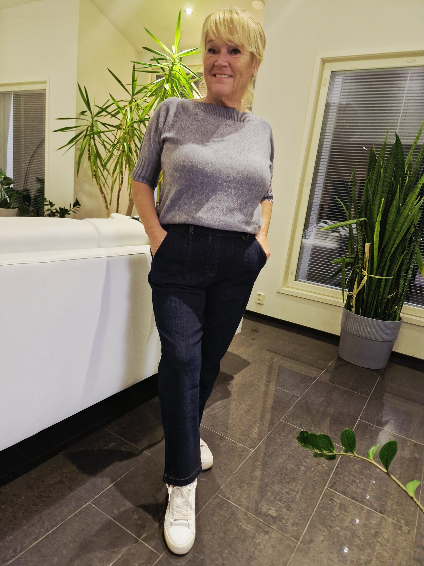 Joustavat farkut tumma sininen