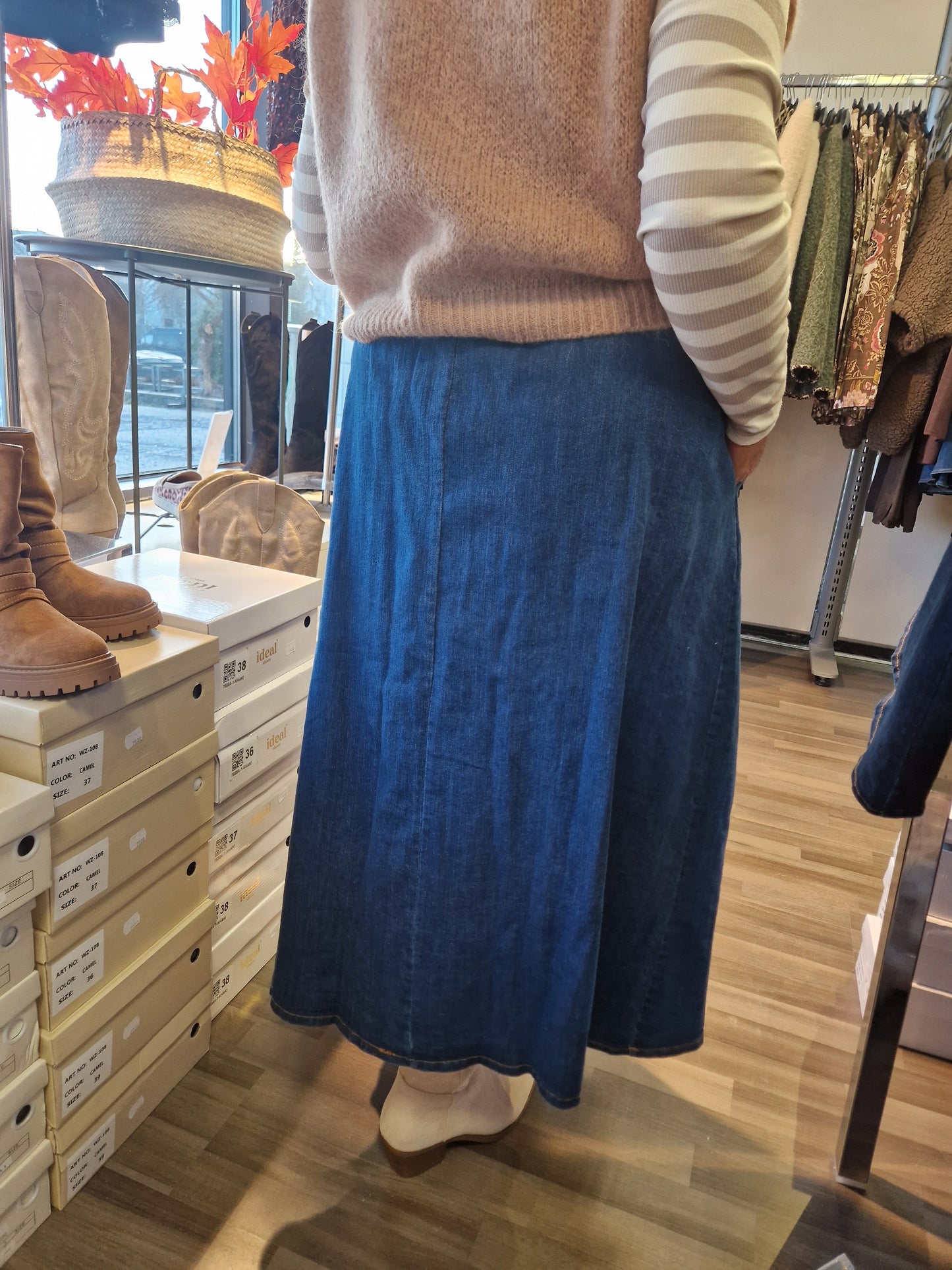 Farkkuhame  keskisininen