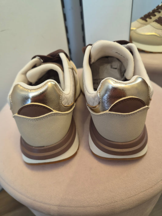 Lenkkarit vaalea beige