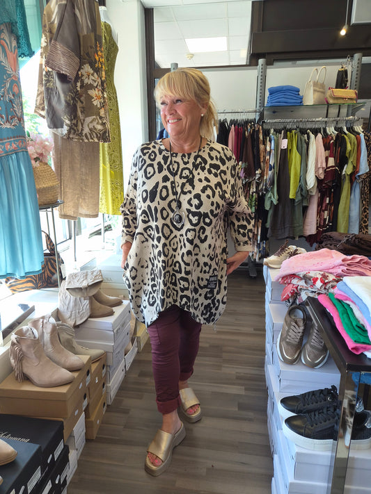 Plussize tunika beige
