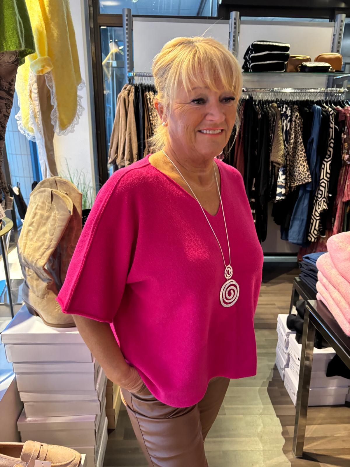 Laatikkoneule fuksia