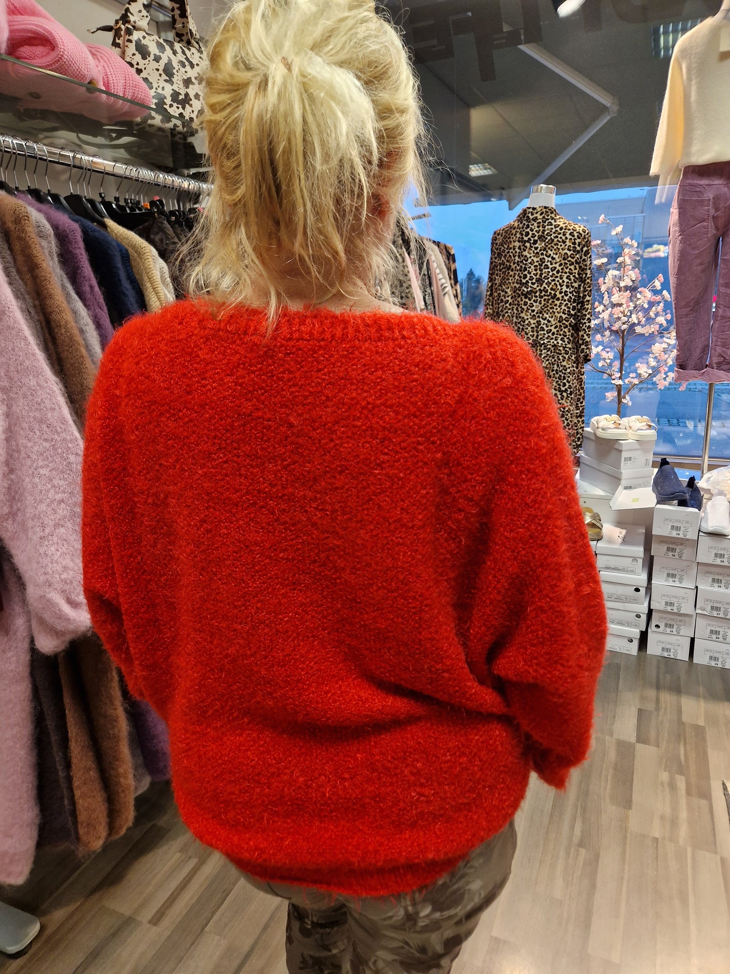 Pörröneule Anouk  punainen